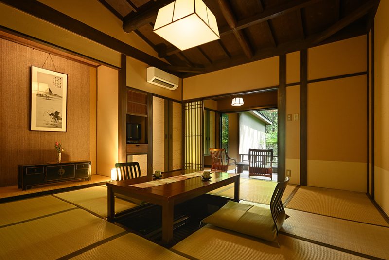 月見台客室｜山の夕 Yama-no-yube｜40㎡メイン画像